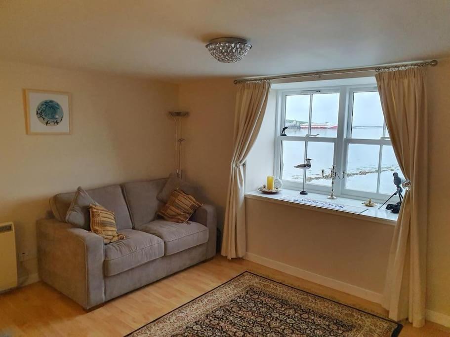 Waterfront Apartment, St Margarets Hope, Orkney * Saint Margarets Hope